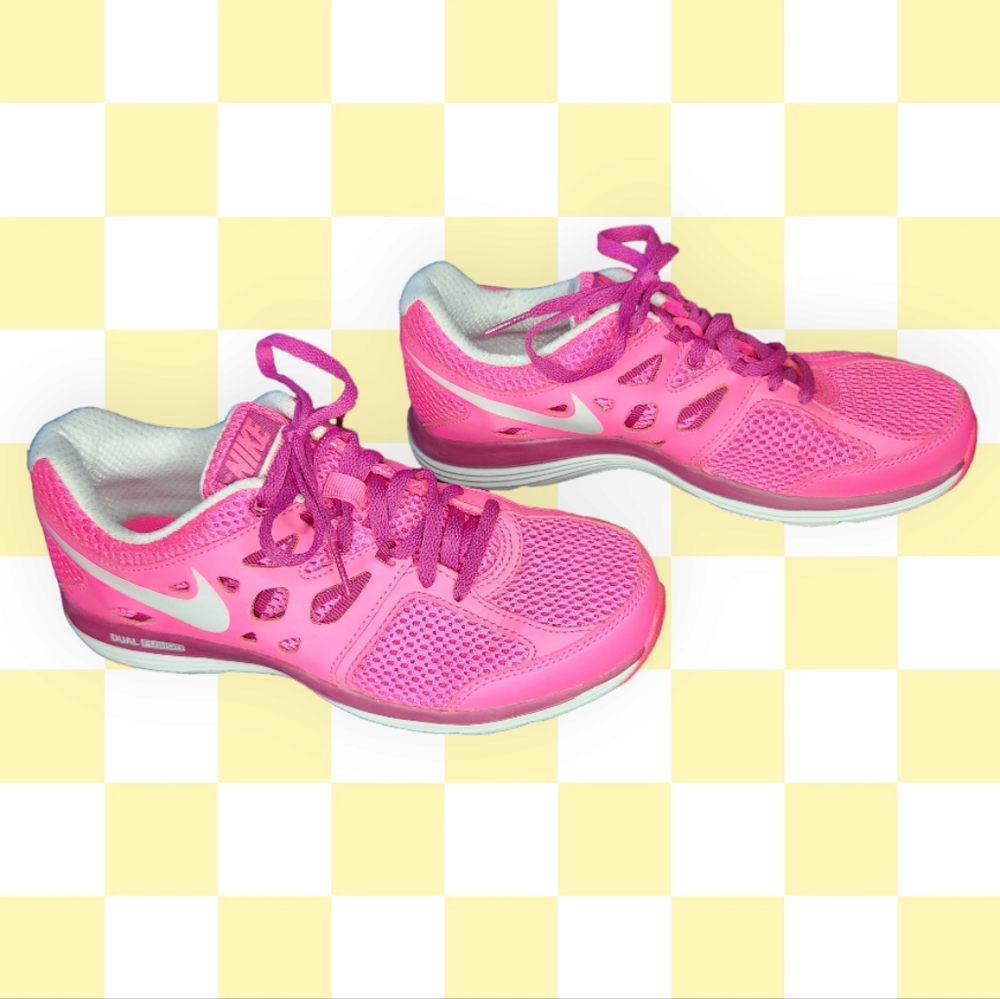 Nike Pink Running Shoes